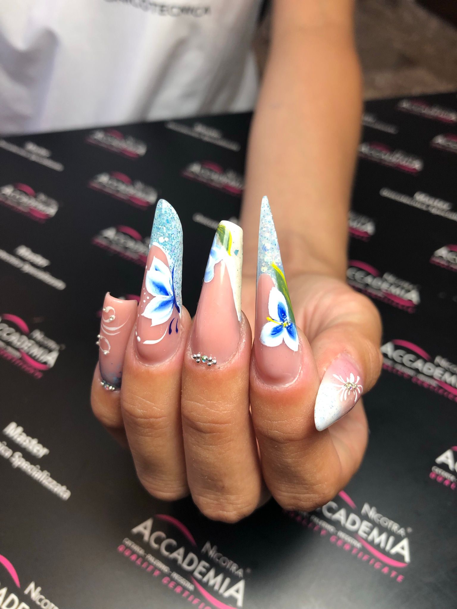 Corso gel base a Bologna