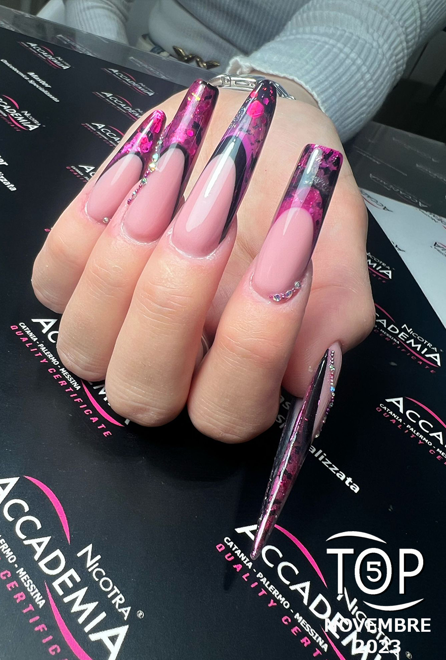 Unghie scuola onicotecnica a Milano