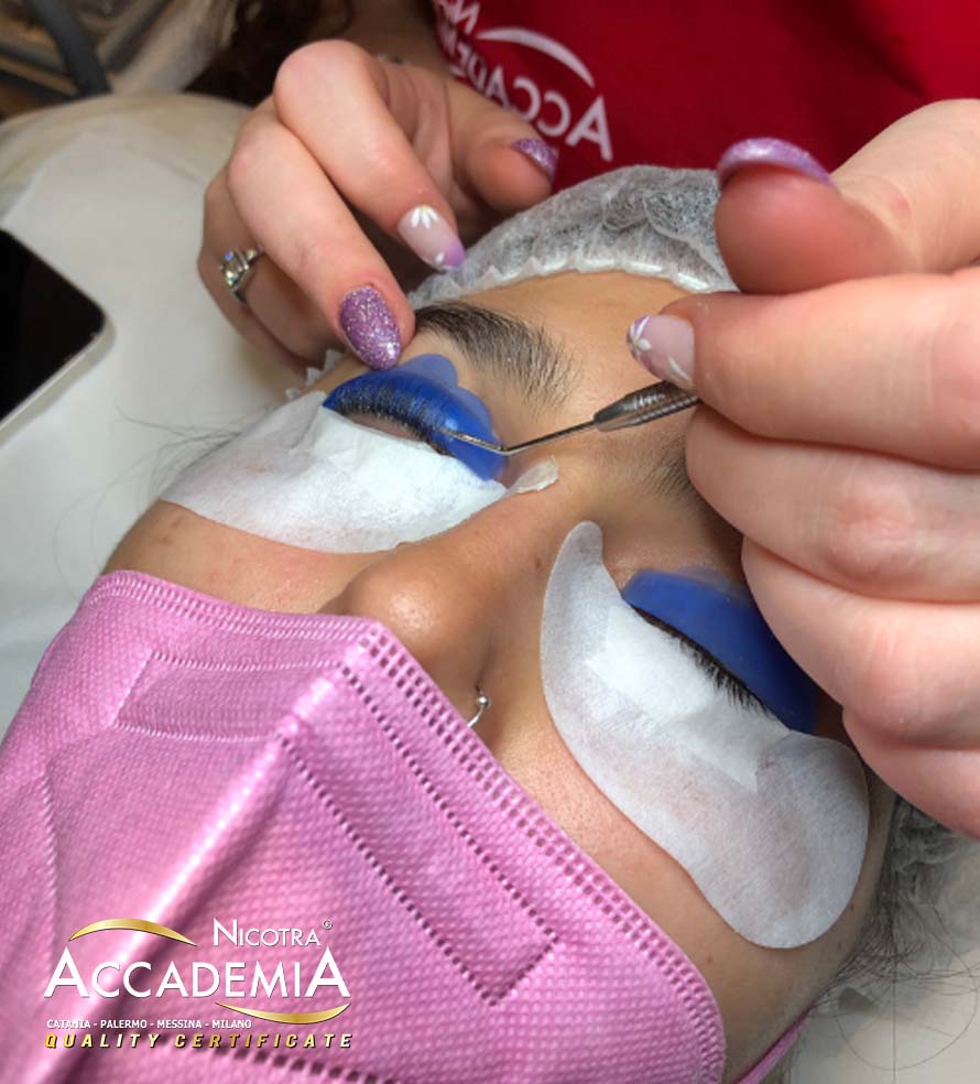 Scuola Lashmaker Milano